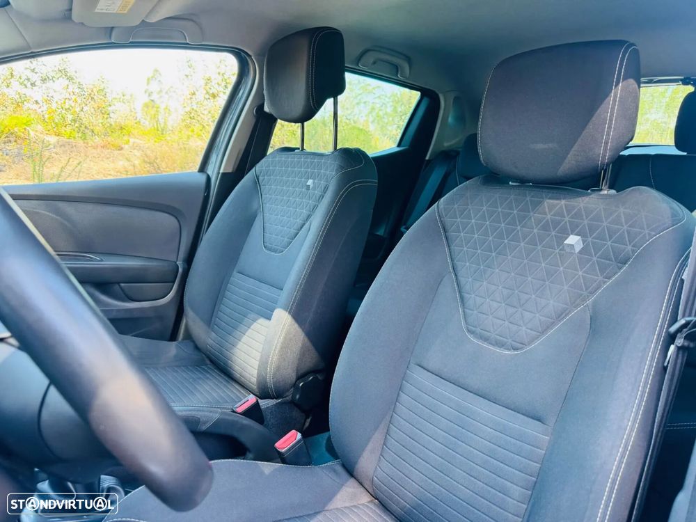 Renault Clio 1.5 Blue dCi Limited - 14