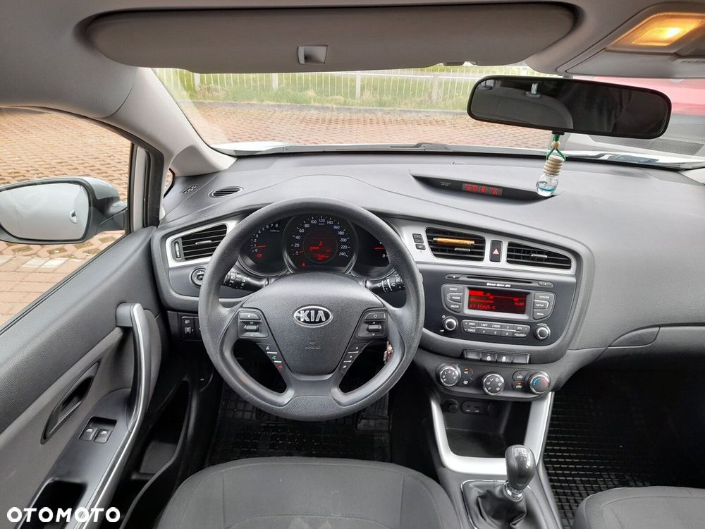 Kia Ceed 1.6 GDI M - 18