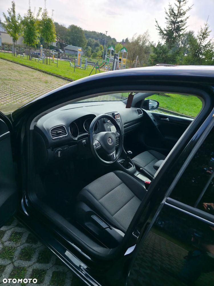 Volkswagen Golf VI 1.6 TDI Comfortline - 10