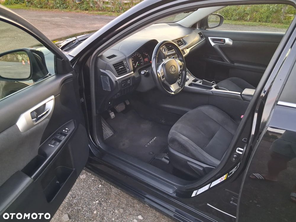 Lexus CT Limited Edition - 12