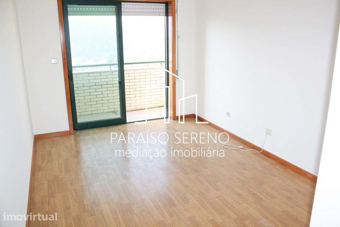 Arrendamento Apartamento T2 Lourosa - Grande imagem: 4/13