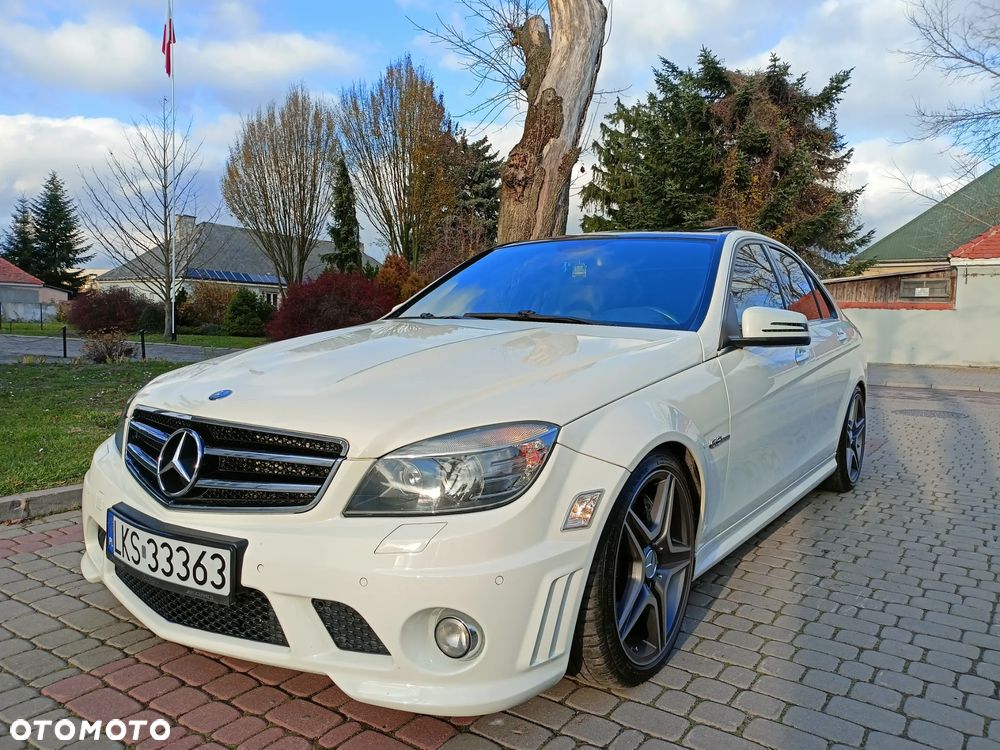 Mercedes-Benz Klasa C 63 AMG 7G-TRONIC SPORT EDITION - 24