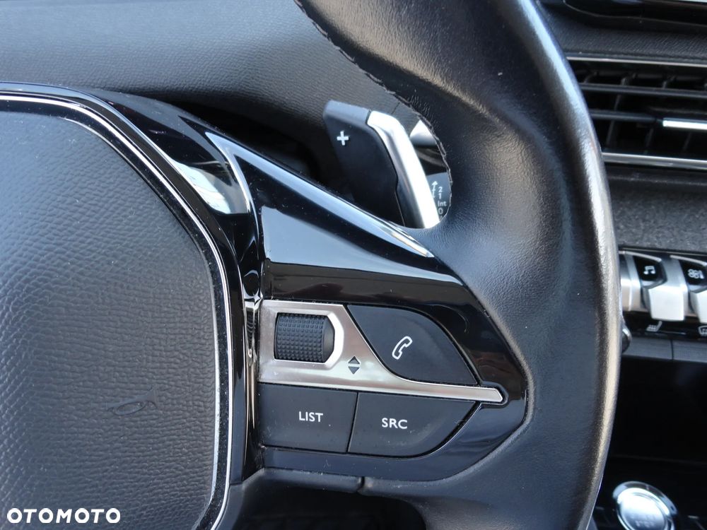 Peugeot 3008 BlueHDi 130 Stop & Start EAT8 Allure - 19