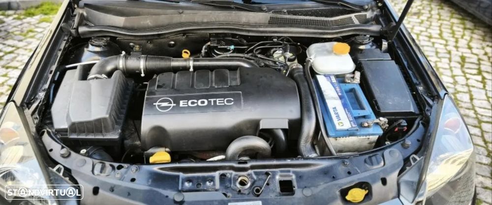 Opel Astra GTC 1.3 CDTi - 8