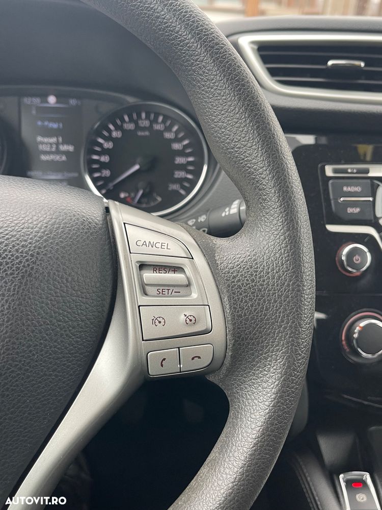 Nissan Qashqai - 15