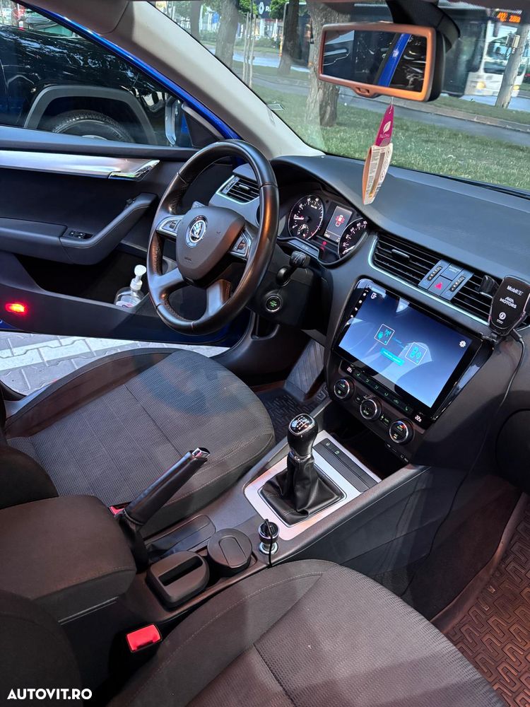 Skoda Octavia 1.4 TSI ELEGANCE - 7