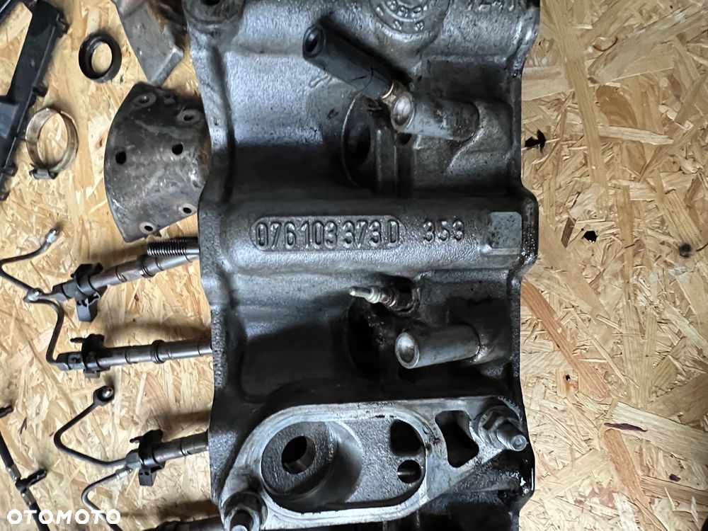 Vw Crafter Volkswagen silnik na części blok silnika wtryski głowica BJL BJM BJA BJK BJL POMPA WTRYSKOWA POMPA OLEJU PODSTAWA FILTRA OLEJU ODMA LISTWA WTRYSKOWA WAL WAŁ WALKI PANEWKI 076130 SB5cdk3 / 0445010125 074115109c 074115405 / 076103593a / 057130764F /076103373D / 076103021 /8F06 AL611  silnik cały na części - 26
