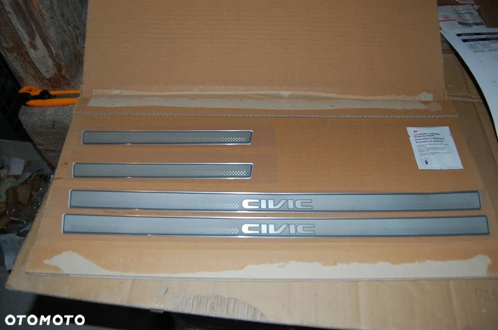 LISTWY PROGOWE CIVIC 5D (2001-2005)