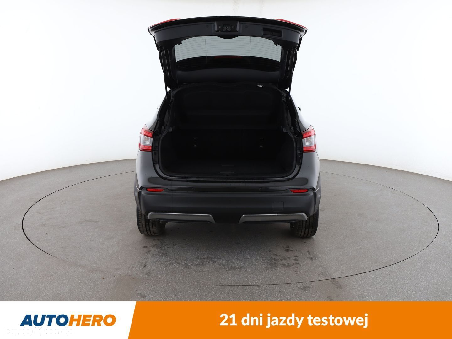 Nissan Qashqai 1.3 DIG-T N-Connecta - 16