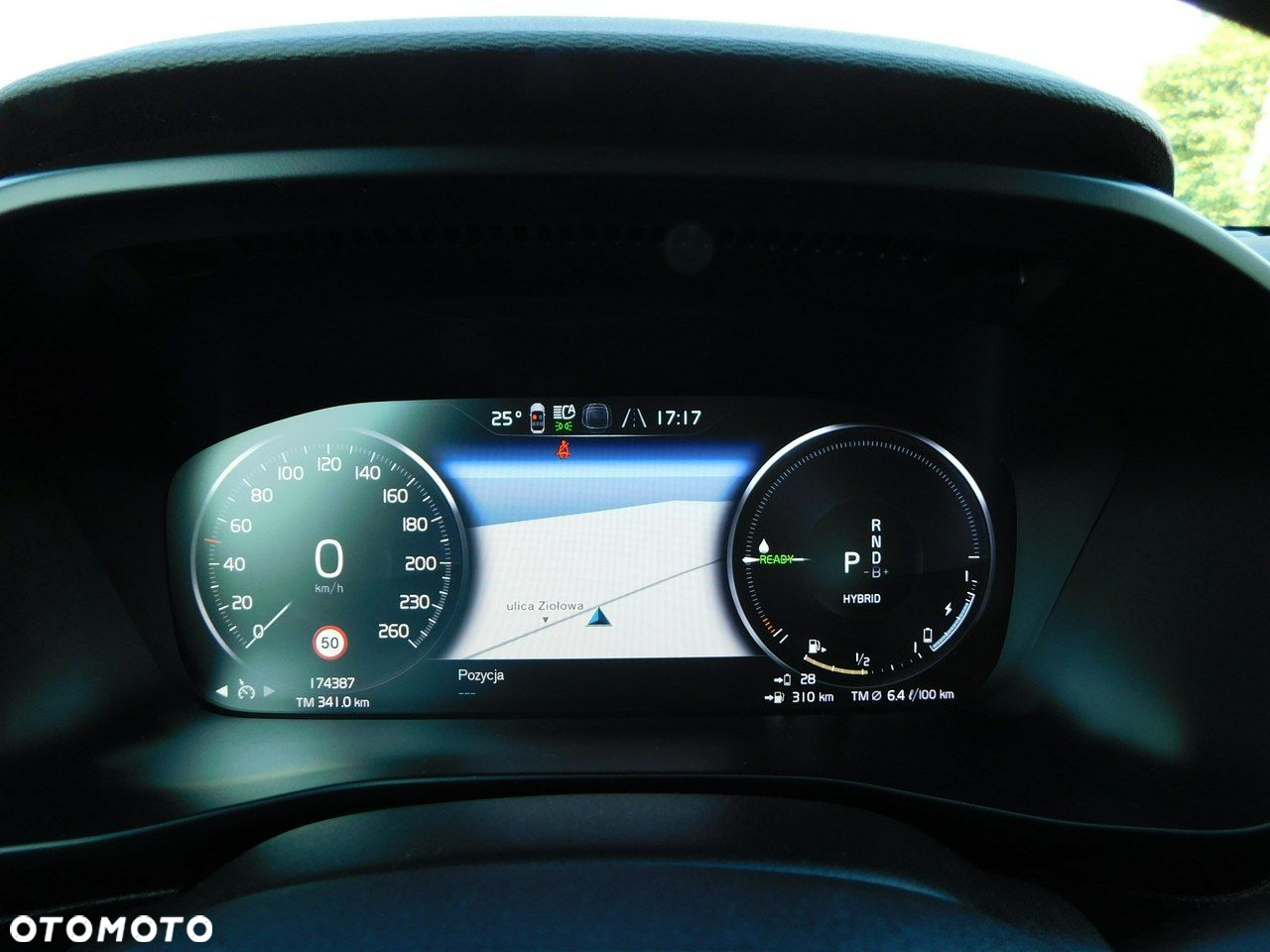 Volvo XC 40 - 16