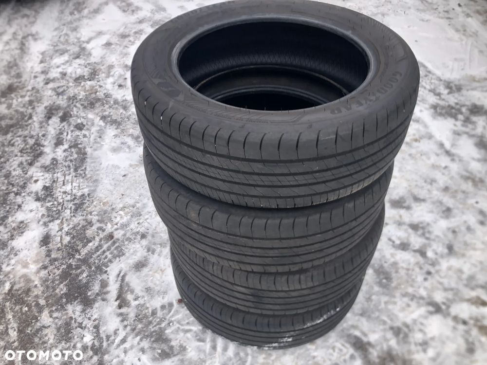 OPONY GOODYEAR EFFICIENTGRIP PERFORMANCE 2 2022 215/55R18 - 1