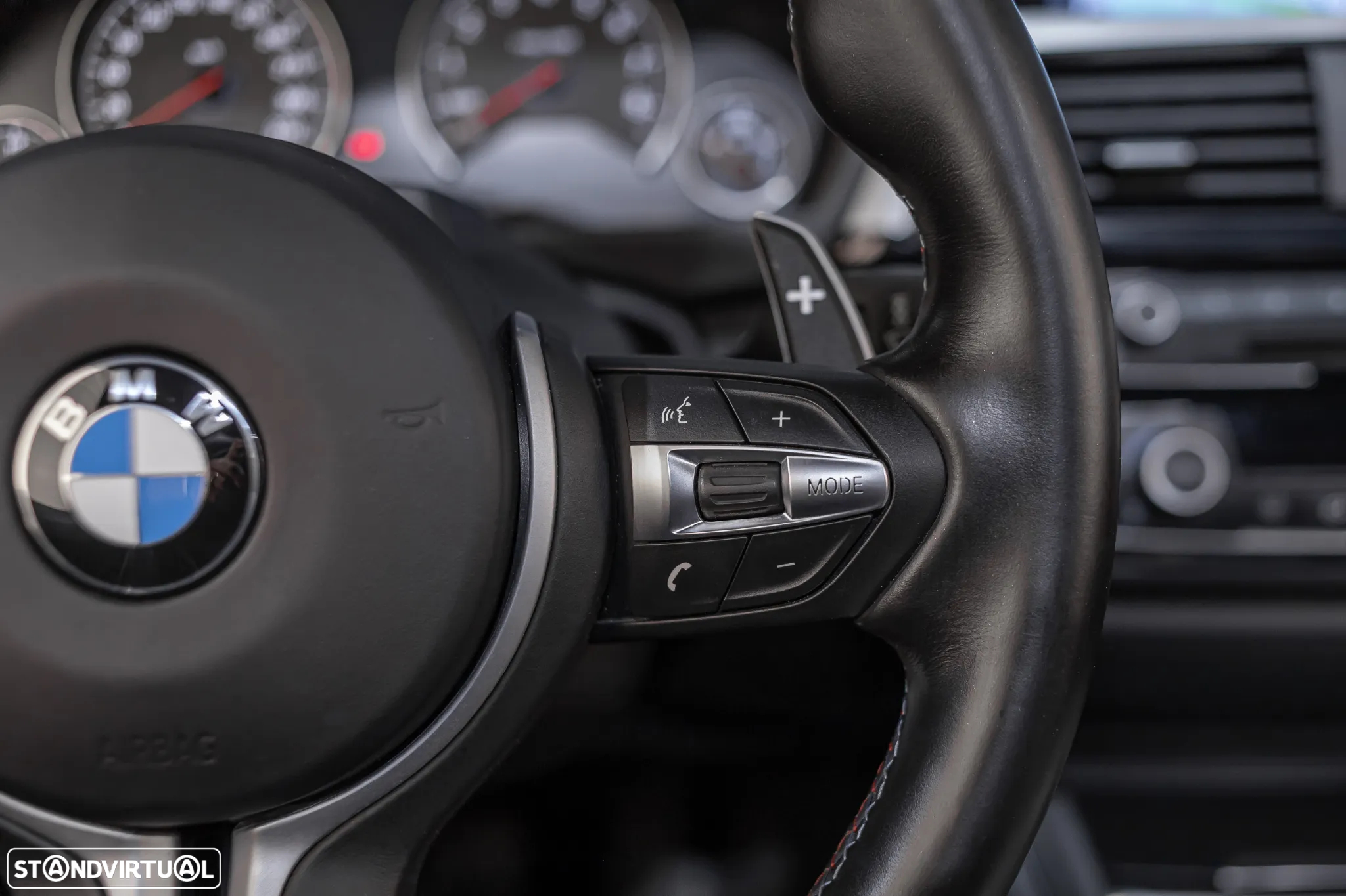 BMW M4 Auto - 12