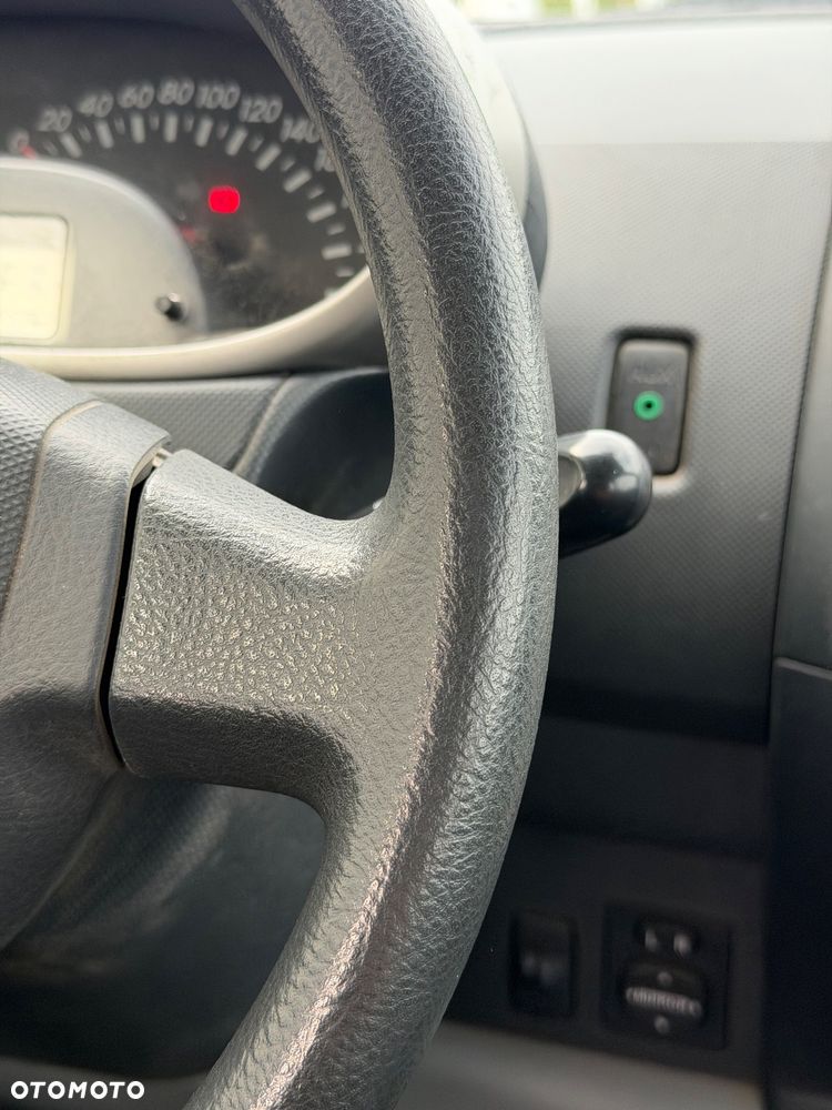 Daihatsu Sirion 1.5 - 18