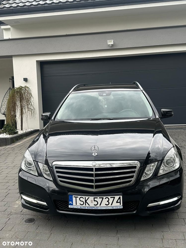 Mercedes-Benz Klasa E 350 CDI DPF 4Matic BlueEFFICIENCY 7G-TRONIC Avantgarde - 5