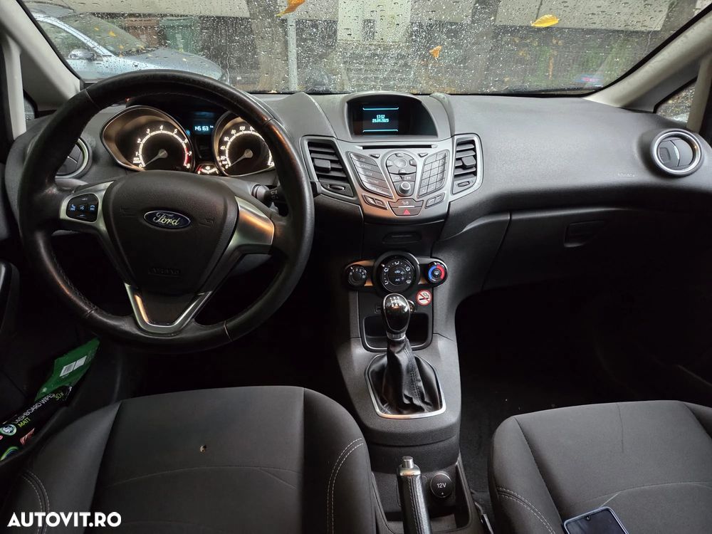 Ford Fiesta - 13