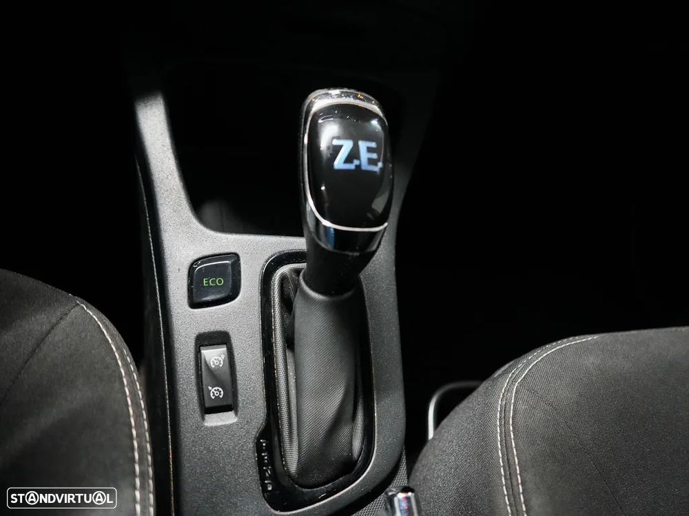Renault Zoe (c/ Bateria) Limited 40 - 22