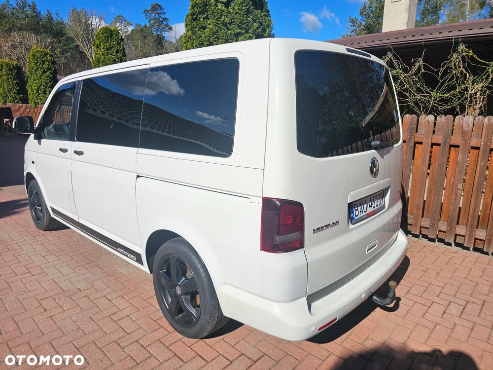 Volkswagen Multivan - 2