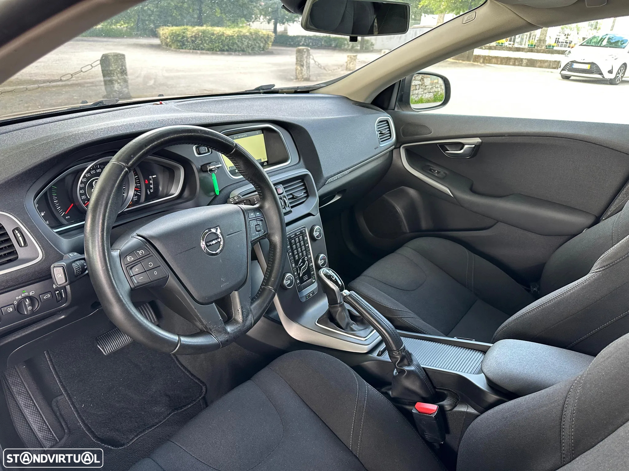 Volvo V40 Cross Country 2.0 D2 Pro Geartronic - 8