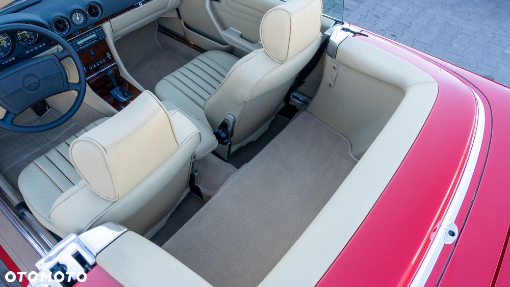Mercedes-Benz SL - 21