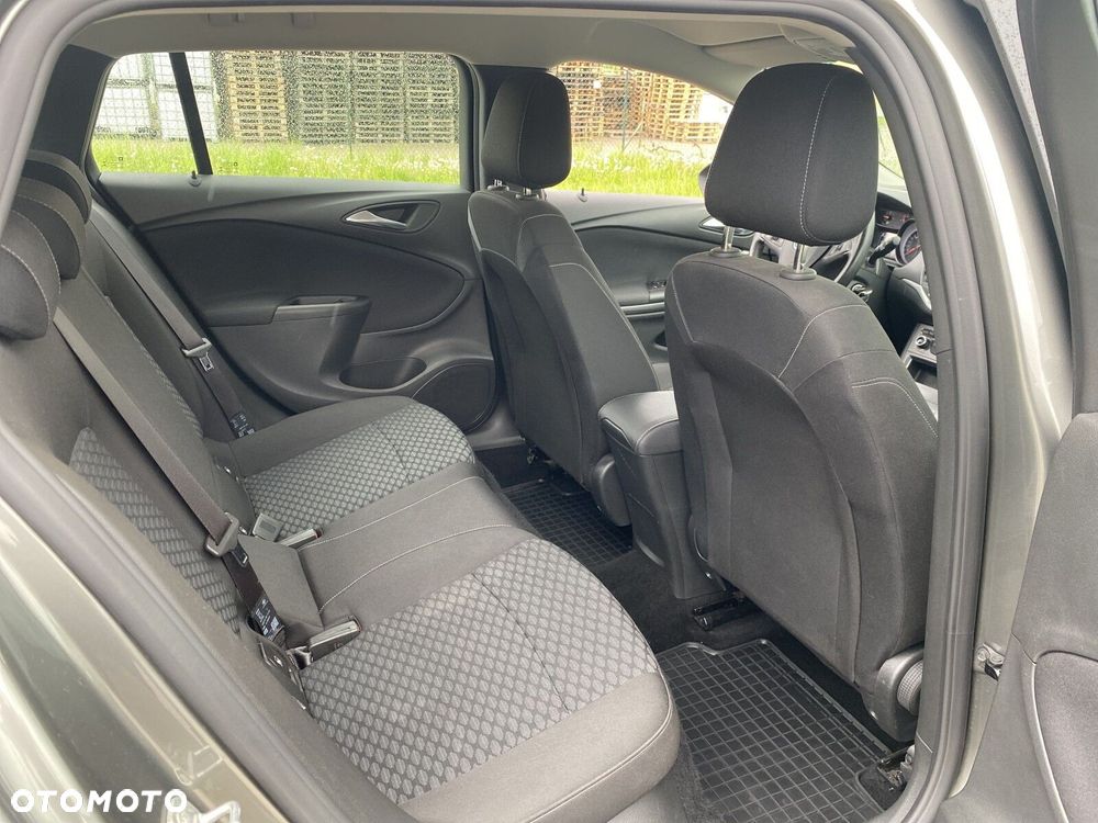 Opel Astra - 14