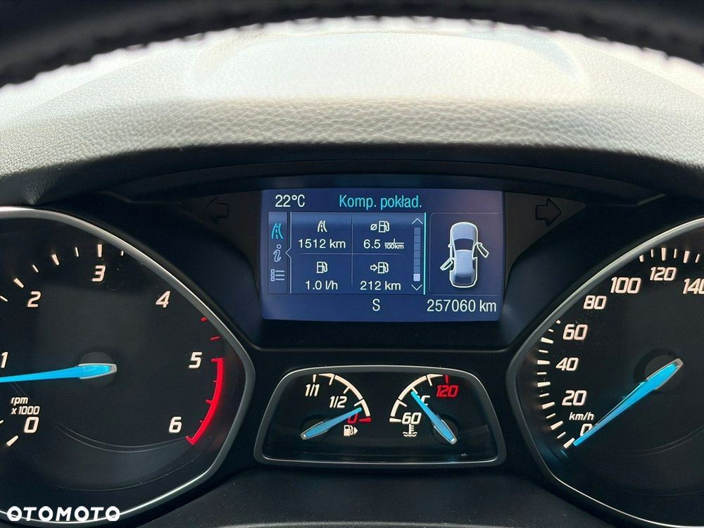 Ford Kuga - 21