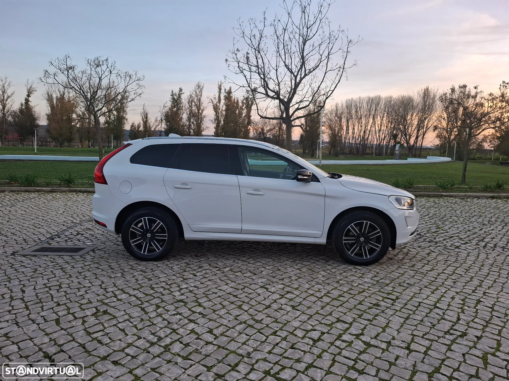 Volvo XC 60 2.0 D3 Dynamic Edition - 17