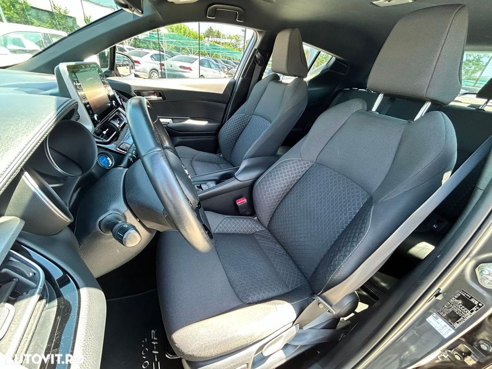 Toyota C-HR 1.8 HSD 4x2 CVT C-enter - 14