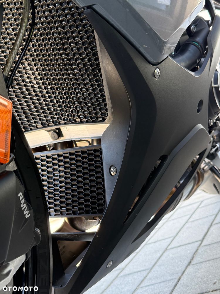 BMW R - 28