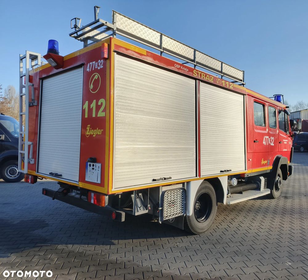 Mercedes-Benz 814F - 8