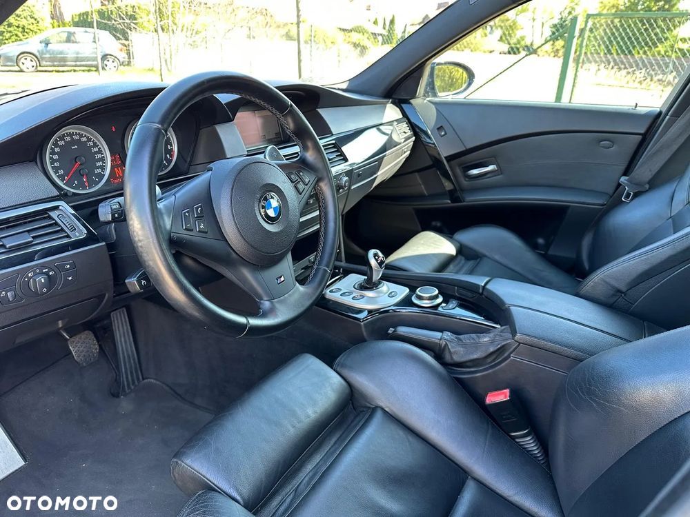BMW M5 Standard - 8