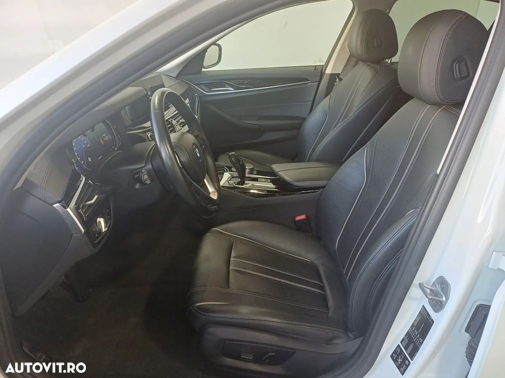 BMW Seria 5 520d xDrive AT - 5