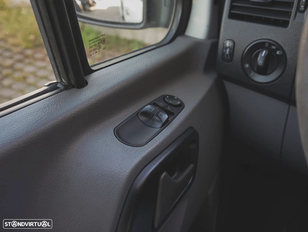 Mercedes-Benz SPRINTER 213 IVA DEDUTIVEL 6 LUGARES - 15