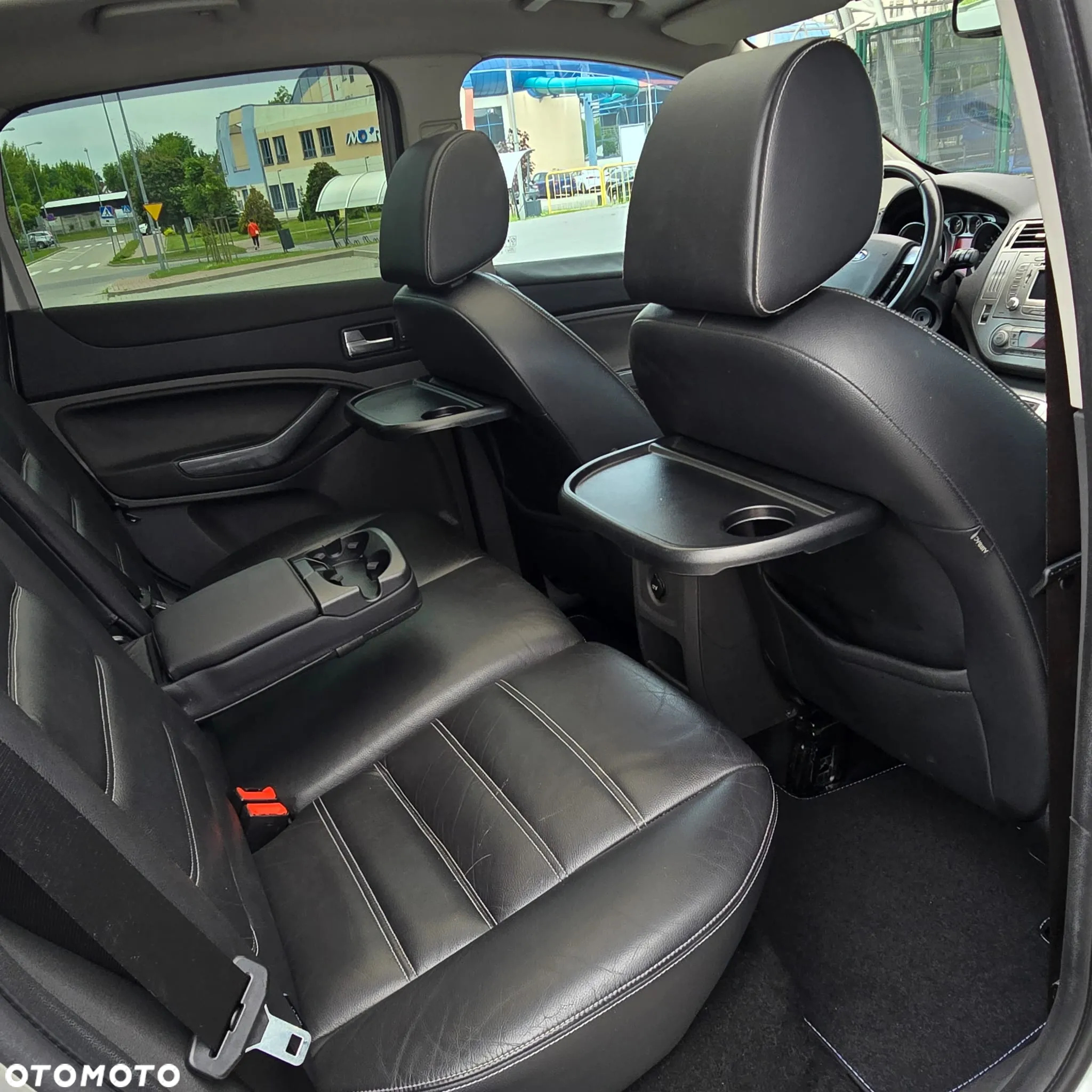 Ford Kuga 2.0 TDCi FWD Titanium - 24