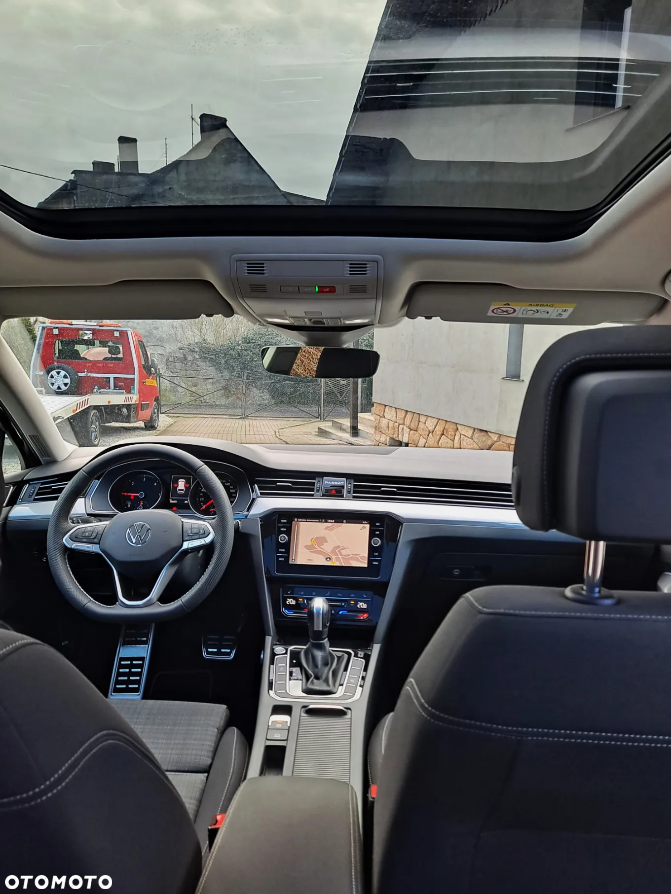 Volkswagen Passat Variant 2.0 TDI SCR DSG Business - 22