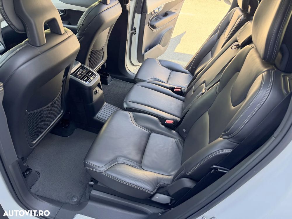 Volvo XC 90 T8 AWD Twin Engine Geartronic Inscription - 28
