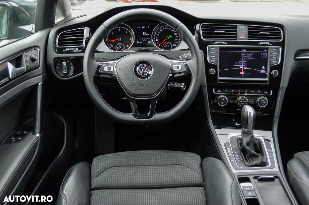 Volkswagen Golf 2.0 TDI (BlueMotion Technology) DSG Highline - 27