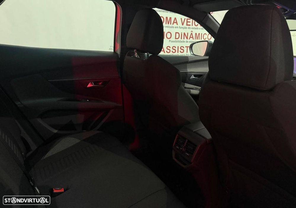 Peugeot 3008 1.2 PureTech Active Pack - 18