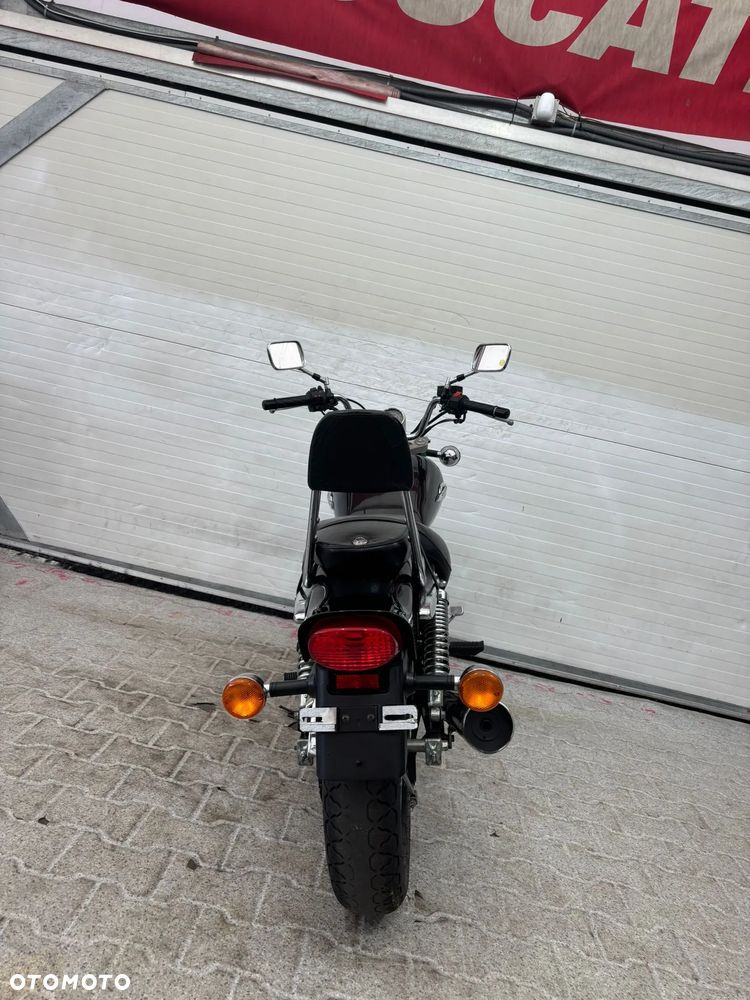 Suzuki Marauder - 33