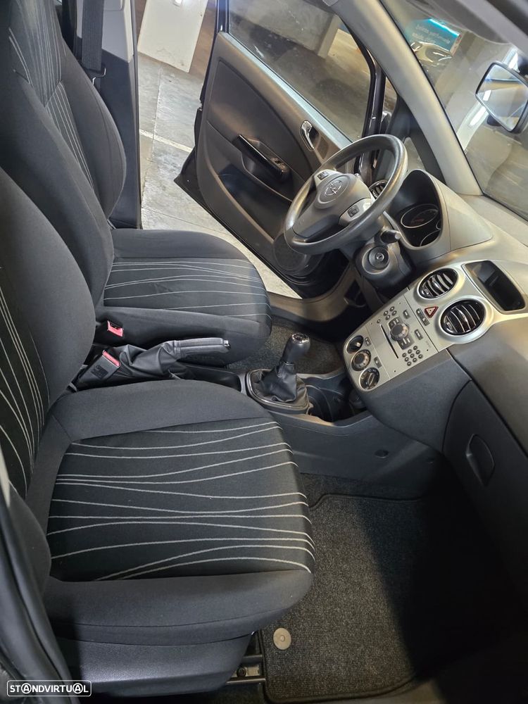 Opel Corsa - 8