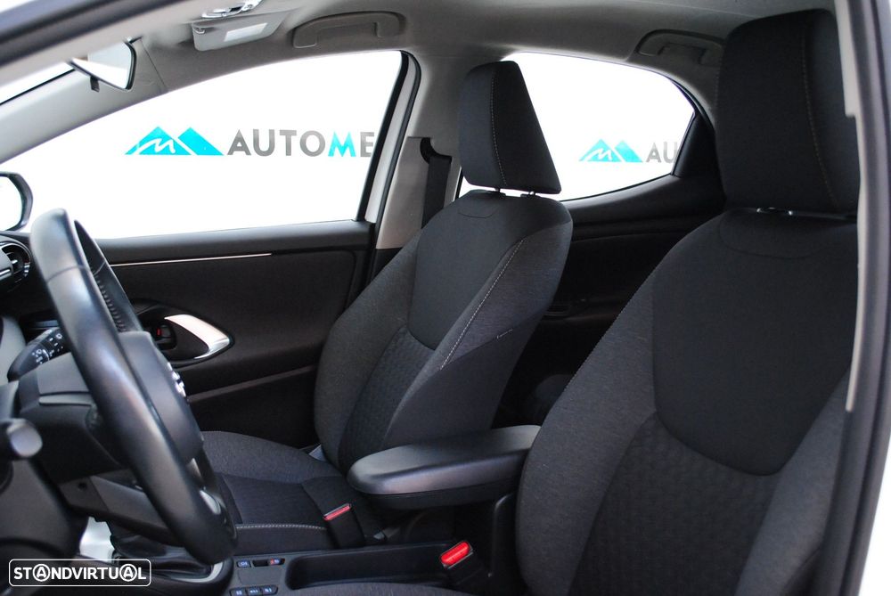 Toyota Yaris 1.5 HDF Comfort Plus - 21