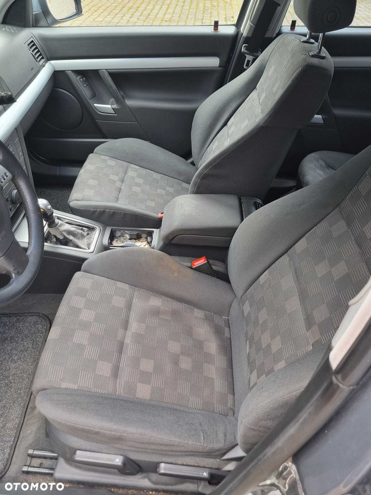 Opel Vectra - 8