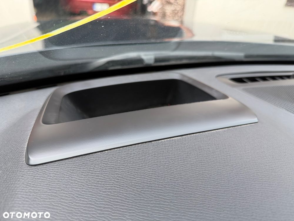 Volvo XC 90 T6 AWD Geartronic Momentum Pro - 38