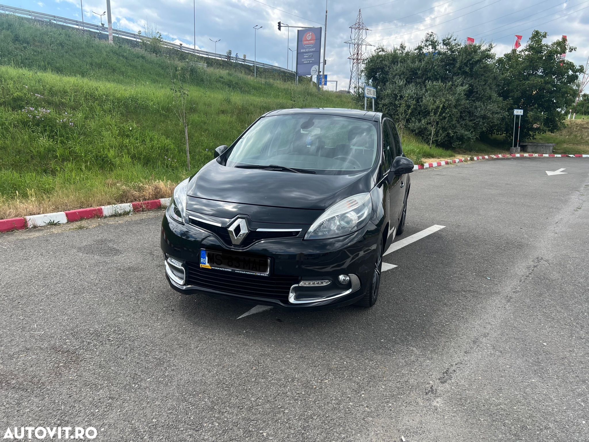 Renault Scenic - 1
