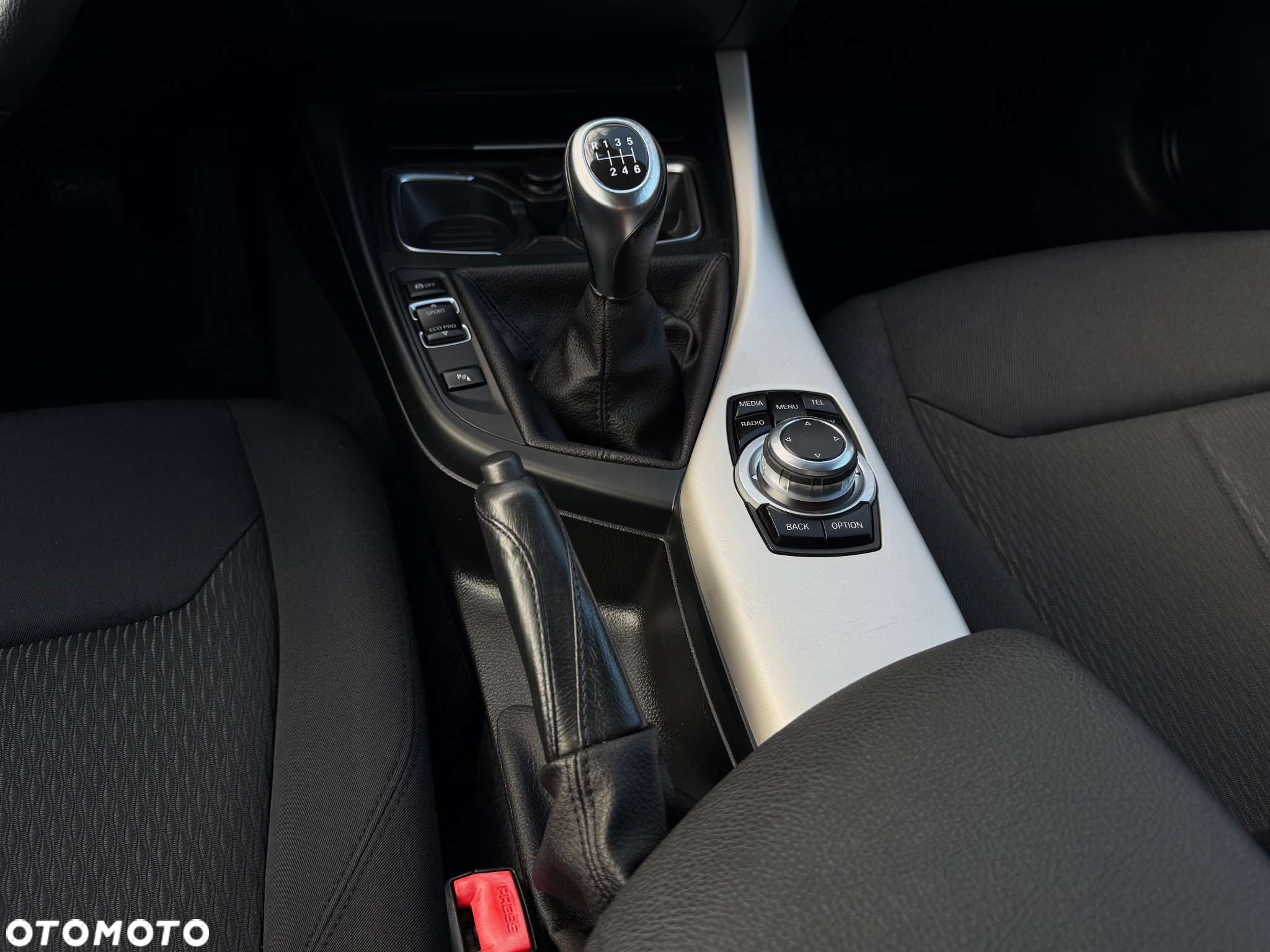 BMW Seria 1 118d - 17