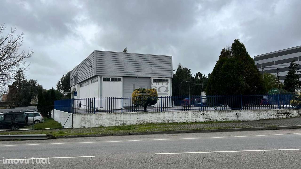 Edifício armazém e escritórios em Avintes V.N. de Gaia. - Grande imagem: 3/30