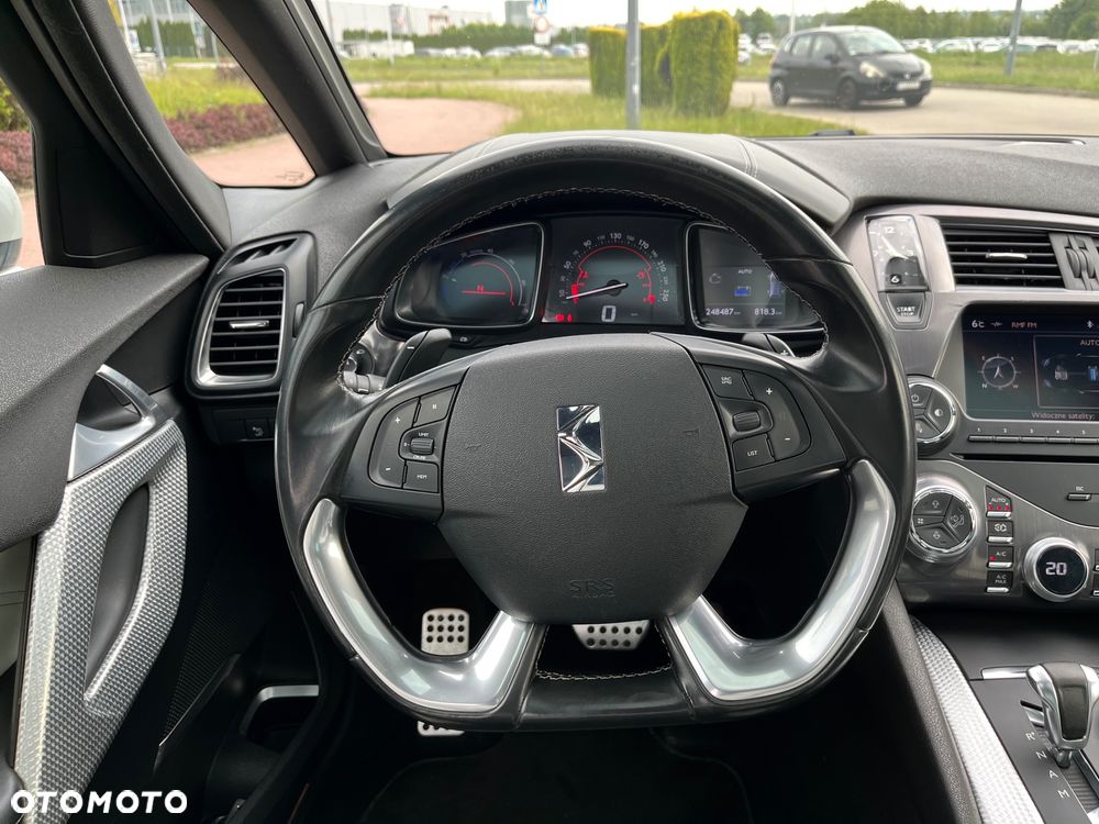 Citroën DS5 Hybrid4 EGS6 SportChic - 14