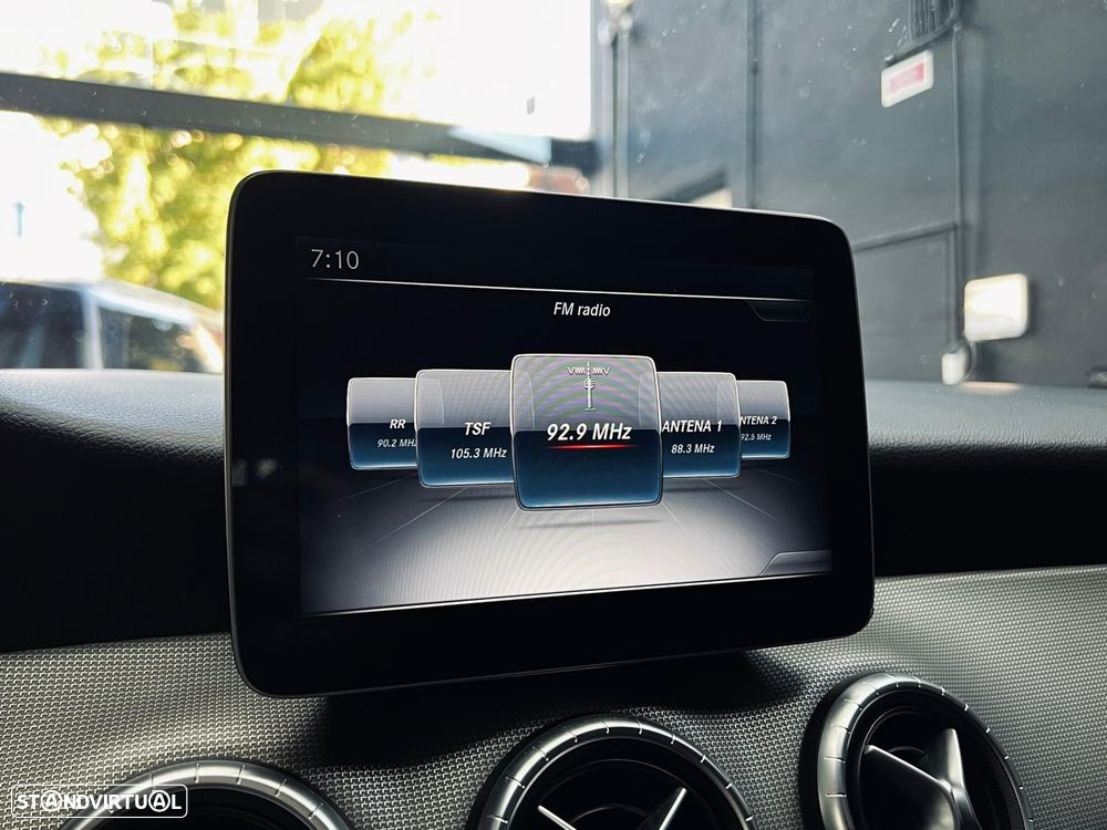 Mercedes-Benz CLA 180 d Shooting Brake Urban - 27