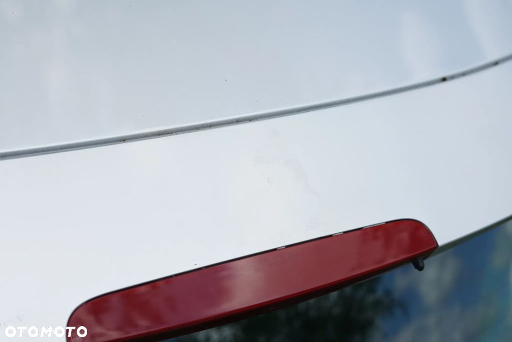 Klapa bagażnika tył Renault Megane III Coupe 3d TED69 - 4