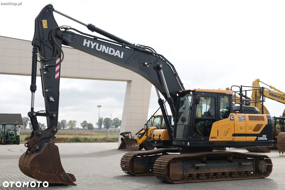Hyundai HX220AL - 1