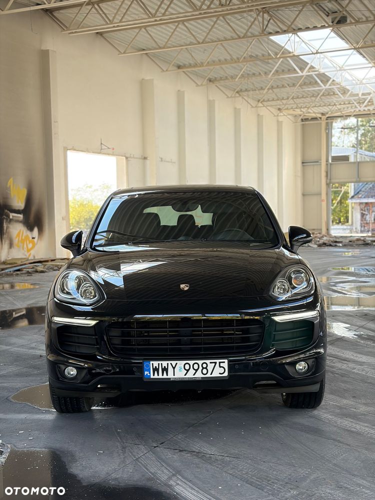 Porsche Cayenne Standard - 3